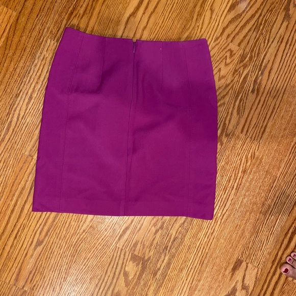 Sale! LOFT Pink skirt size 0 - Picture 2 of 2